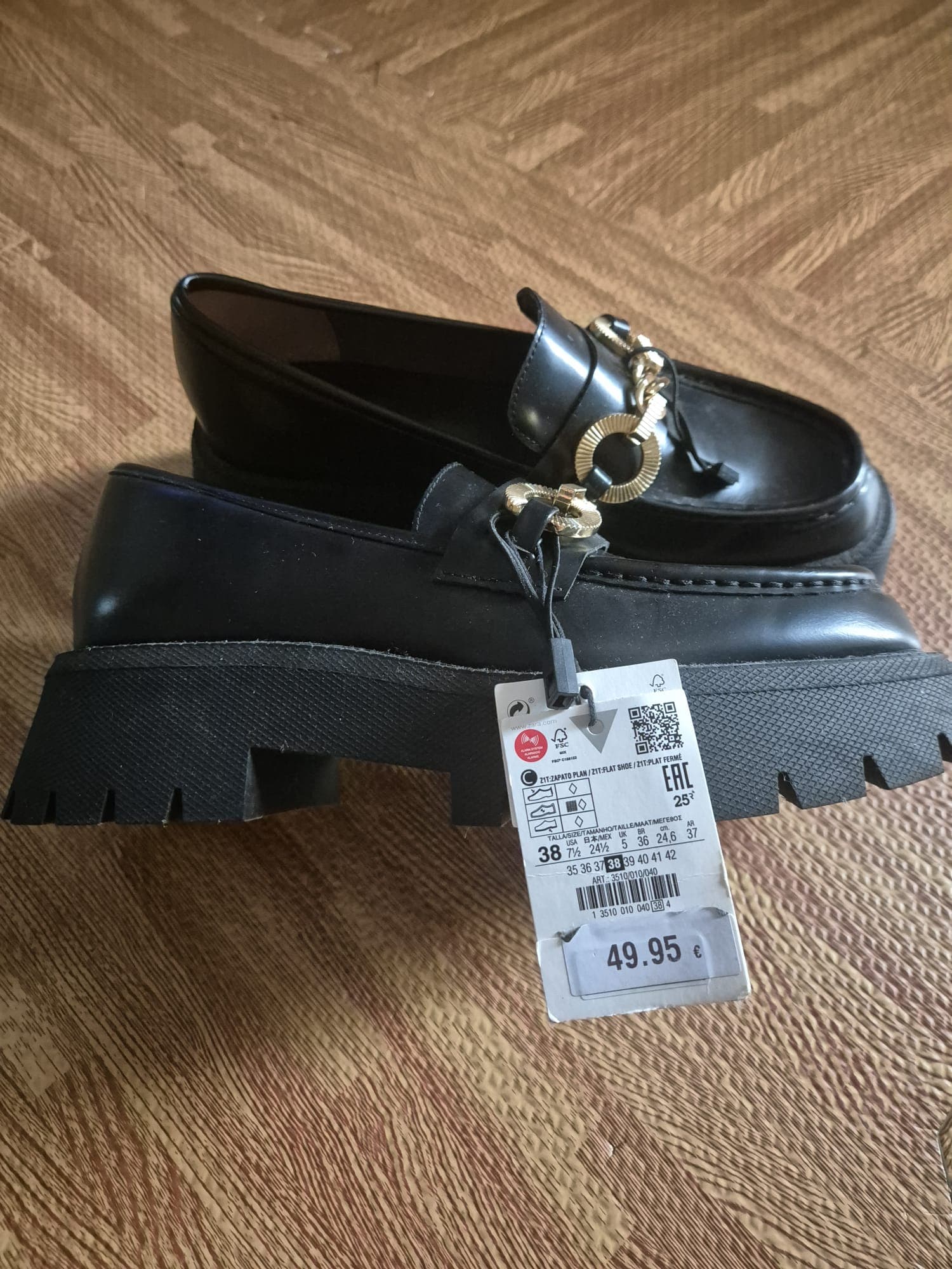 2 bedrooms / 2 bathrooms