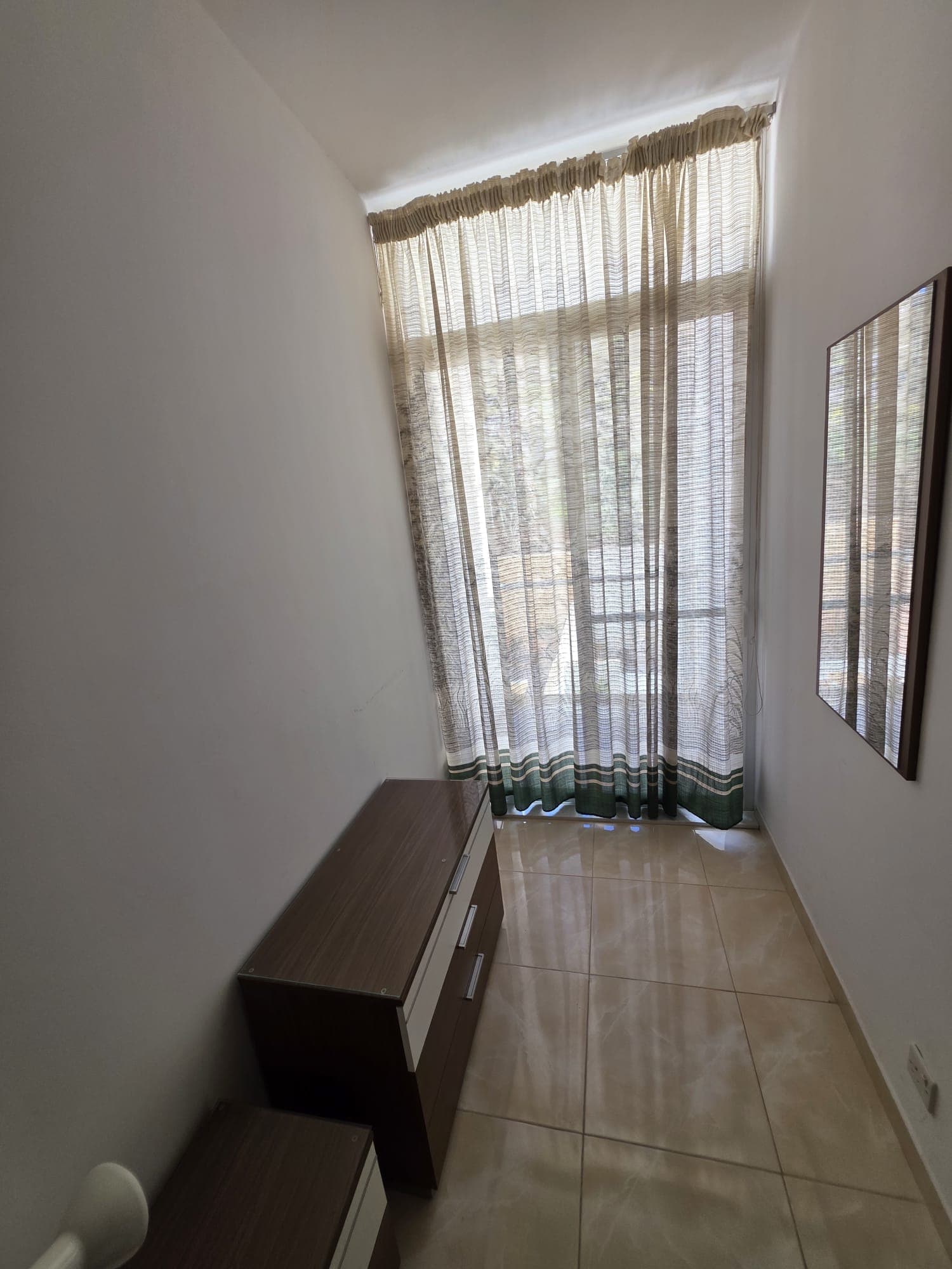 2 bedrooms / 2 bathrooms